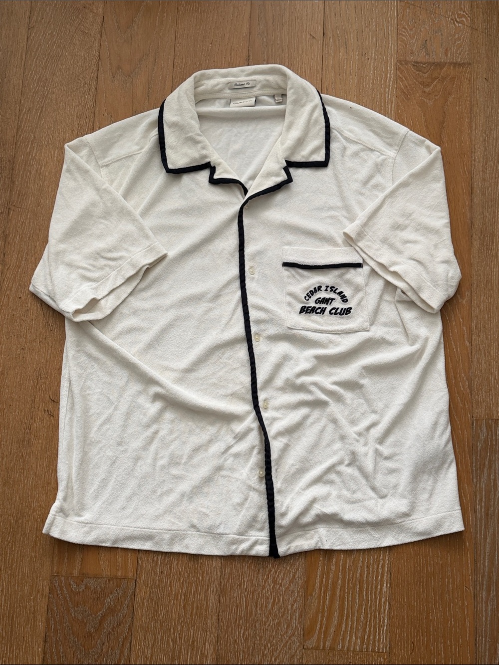 Gant White Short-Sleeve Button Shirt with Black Trim